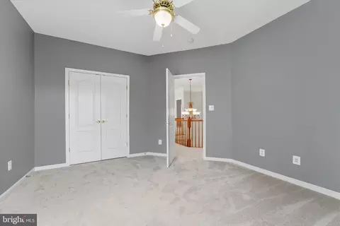 Bedroom - 42951 Cloverleaf Ct, Broadlands, VA 20148 photo 3 of 7