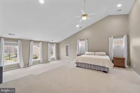 Bedroom - 42951 Cloverleaf Ct, Broadlands, VA 20148 photo 1 of 7