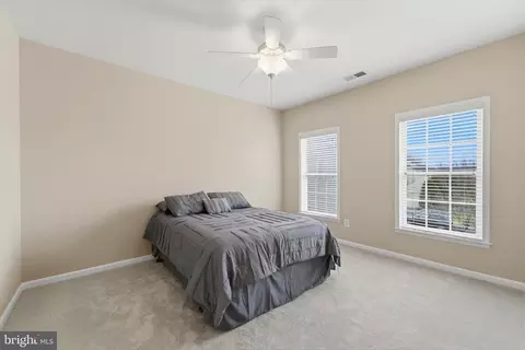 Bedroom - 42951 Cloverleaf Ct, Broadlands, VA 20148 photo 5 of 7