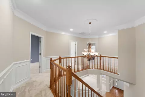 Entry Way - 42951 Cloverleaf Ct, Broadlands, VA 20148 photo 4 of 6
