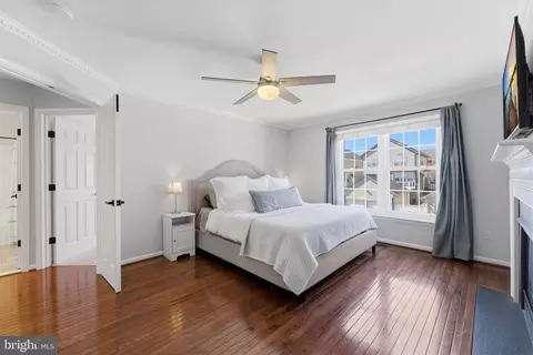 Bedroom - 20367 Bowfonds St, Ashburn, VA 20147 photo 1 of 7