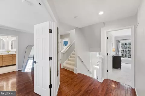 Entry Way - 20367 Bowfonds St, Ashburn, VA 20147 photo 4 of 7