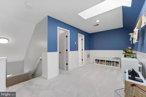 Entry Way - 20367 Bowfonds St, Ashburn, VA 20147 photo 7 of 7