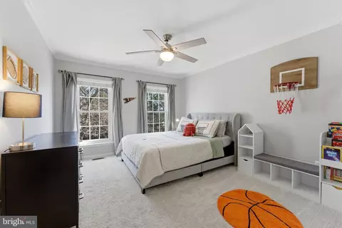 Bedroom - 20367 Bowfonds St, Ashburn, VA 20147 photo 4 of 7