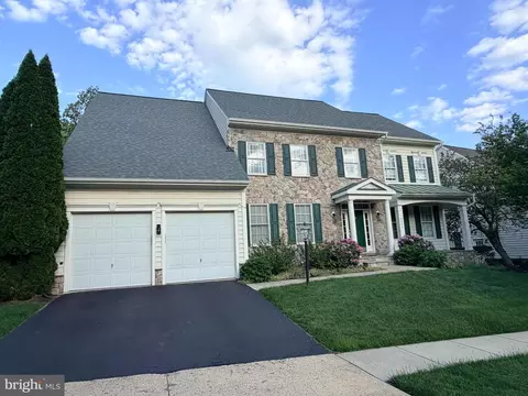 19044 Kipheart Dr, Leesburg, VA 20176