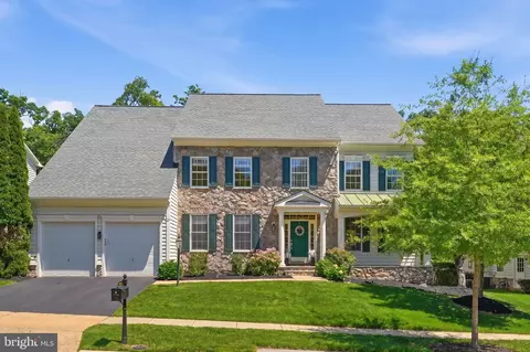 19044 Kipheart Dr, Leesburg, VA 20176