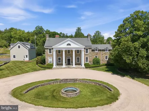 17781 Roxbury Hall Rd, Leesburg, VA 20175