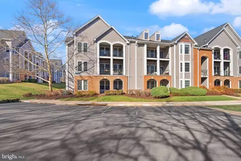 46628 Drysdale Ter #300, Sterling, VA 20165