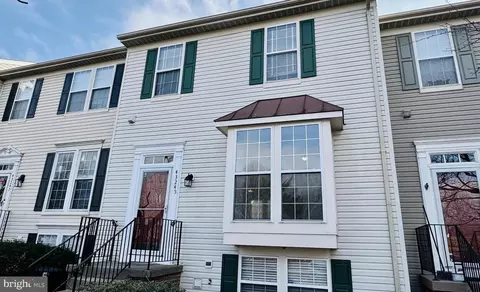 43245 Stillforest Ter, Ashburn, VA 20147