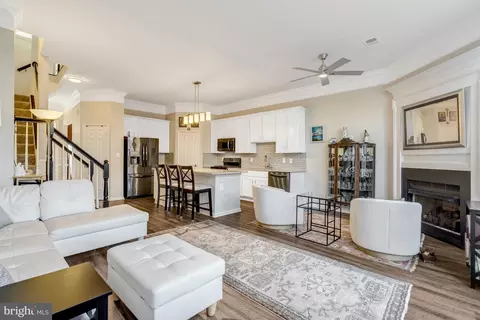 Other - 43546 Mink Meadows St, Chantilly, VA 20152 photo 5 of 15