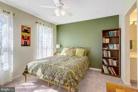 Bedroom - 43546 Mink Meadows St, Chantilly, VA 20152 photo 4 of 7