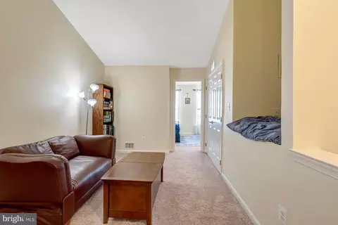 Entry Way - 43546 Mink Meadows St, Chantilly, VA 20152 photo 12 of 12