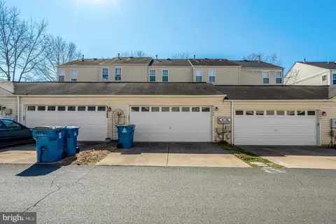 Exterior - 43546 Mink Meadows St, Chantilly, VA 20152 photo 5 of 5