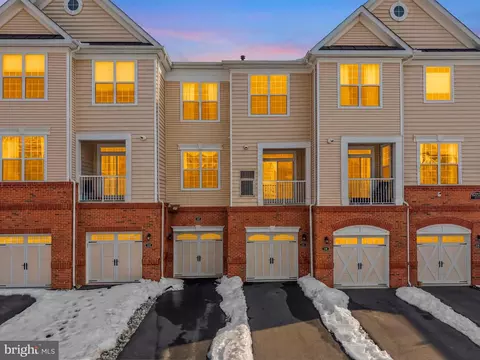 23276 Southdown Manor Ter #115, Ashburn, VA 20148