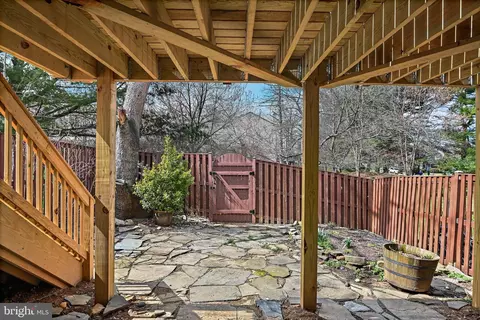 Exterior - 21 Aldridge Ct, Sterling, VA 20165 photo 3 of 4