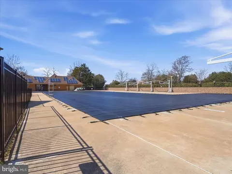 Exterior - 21134 Dray Ter, Ashburn, VA 20147 photo 13 of 14