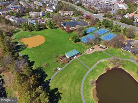 View/Area - 21134 Dray Ter, Ashburn, VA 20147 photo 2 of 5