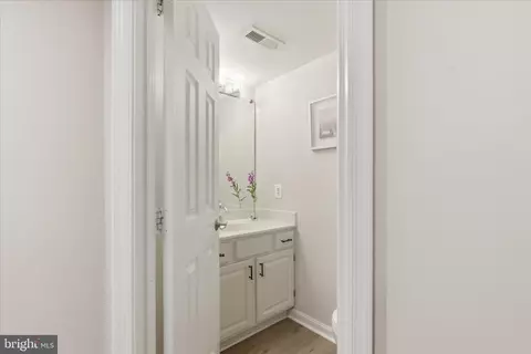 Entry Way - 21134 Dray Ter, Ashburn, VA 20147 photo 2 of 2