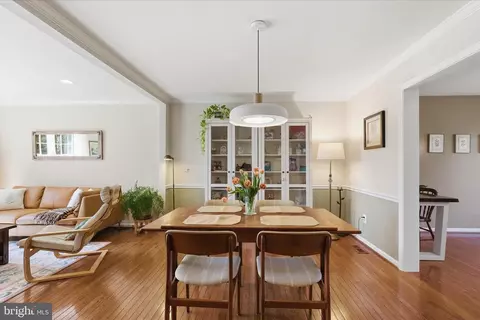 Dining - 21134 Dray Ter, Ashburn, VA 20147 photo 2 of 4