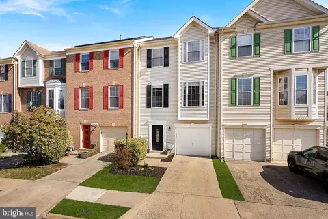 Exterior - 20392 Farmgate Ter, Ashburn, VA 20147 photo 4 of 16