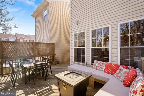 Exterior - 20392 Farmgate Ter, Ashburn, VA 20147 photo 7 of 16