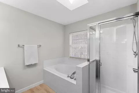 Bath - 20392 Farmgate Ter, Ashburn, VA 20147 photo 1 of 6
