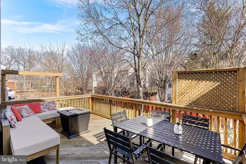 Exterior - 20392 Farmgate Ter, Ashburn, VA 20147 photo 5 of 16