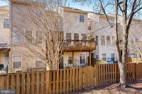 Exterior - 20392 Farmgate Ter, Ashburn, VA 20147 photo 15 of 16