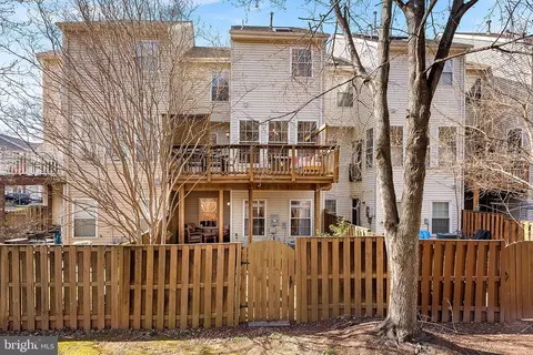 Exterior - 20392 Farmgate Ter, Ashburn, VA 20147 photo 14 of 16