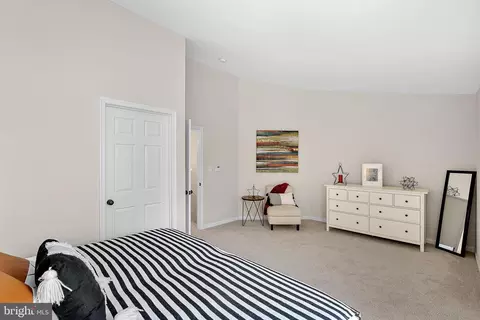 Bedroom - 20392 Farmgate Ter, Ashburn, VA 20147 photo 3 of 6