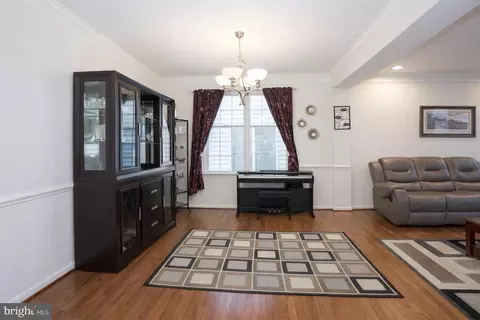 Entry Way - 25957 Donovan Dr, Chantilly, VA 20152 photo 8 of 12