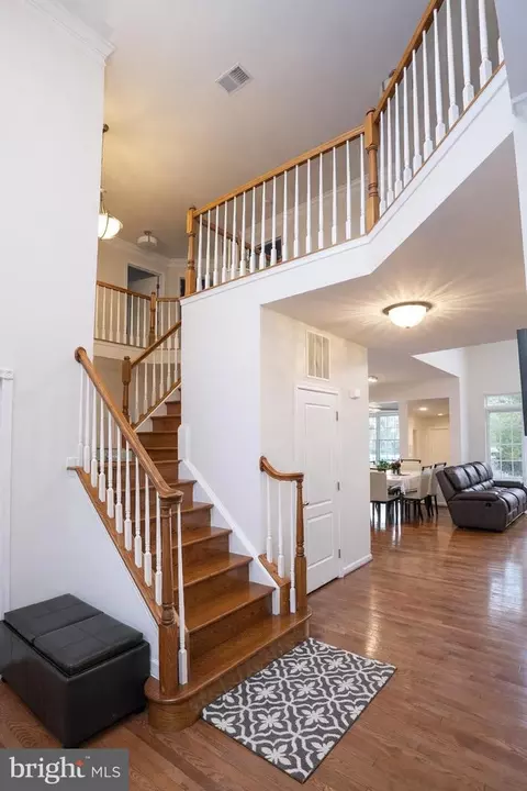 Entry Way - 25957 Donovan Dr, Chantilly, VA 20152 photo 9 of 12