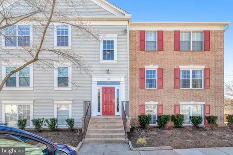 125 Fort Evans Rd SE #D, Leesburg, VA 20175