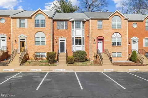 46710 Flicker Ter, Sterling, VA 20164