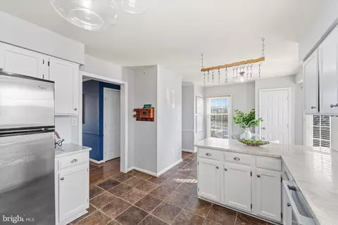 43451 Livery Sq, Ashburn, VA 20147 photo 13