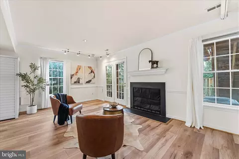 43451 Livery Sq, Ashburn, VA 20147 photo 37