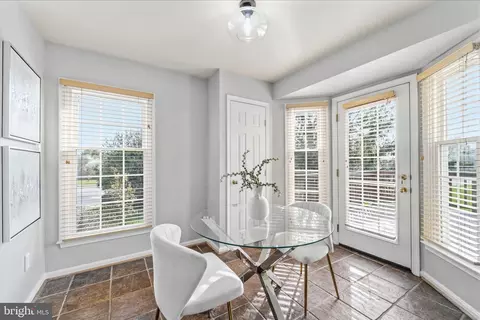 43451 Livery Sq, Ashburn, VA 20147 photo 8
