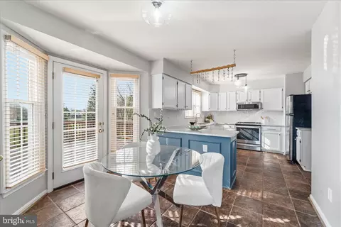 43451 Livery Sq, Ashburn, VA 20147 photo 14