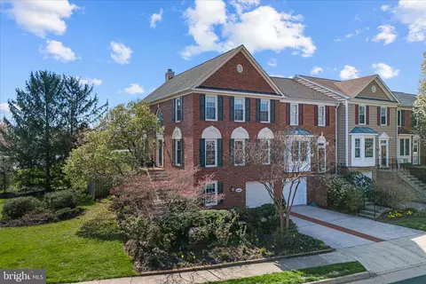 43451 Livery Sq, Ashburn, VA 20147 photo 2