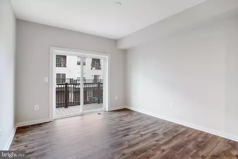 Other - 44499 Wolfhound Sq, Ashburn, VA 20147 photo 2 of 7