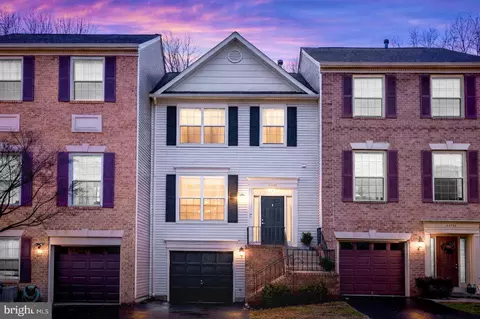 44095 Gala Cir, Ashburn, VA 20147