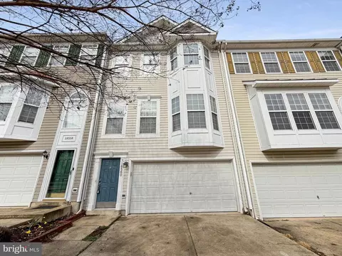 18560 Sierra Springs Sq, Leesburg, VA 20176