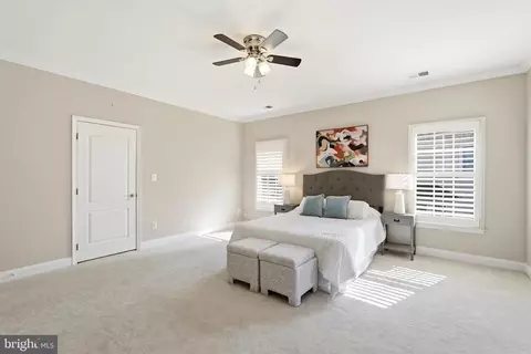 Bedroom - 19925 Interlachen Cir, Ashburn, VA 20147 photo 3 of 11