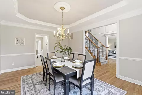 Dining - 19925 Interlachen Cir, Ashburn, VA 20147 photo 2 of 7
