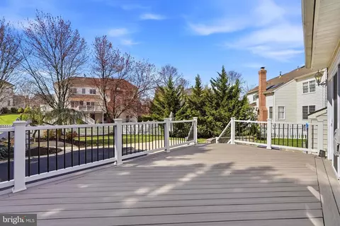 Exterior - 19925 Interlachen Cir, Ashburn, VA 20147 photo 4 of 14