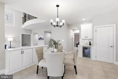Dining - 19925 Interlachen Cir, Ashburn, VA 20147 photo 5 of 7