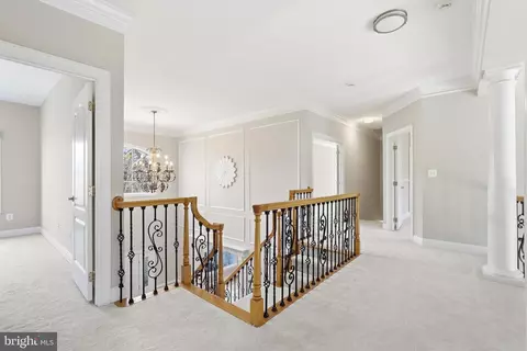 Entry Way - 19925 Interlachen Cir, Ashburn, VA 20147 photo 13 of 13