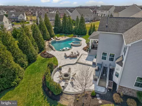 View/Area - 26760 Crusher Dr, Chantilly, VA 20152 photo 17 of 18