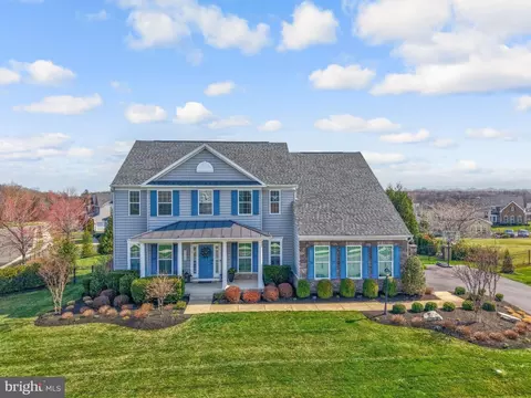 Exterior - 26760 Crusher Dr, Chantilly, VA 20152 photo 22 of 31