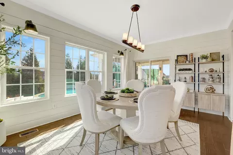 Dining - 26760 Crusher Dr, Chantilly, VA 20152 photo 5 of 5